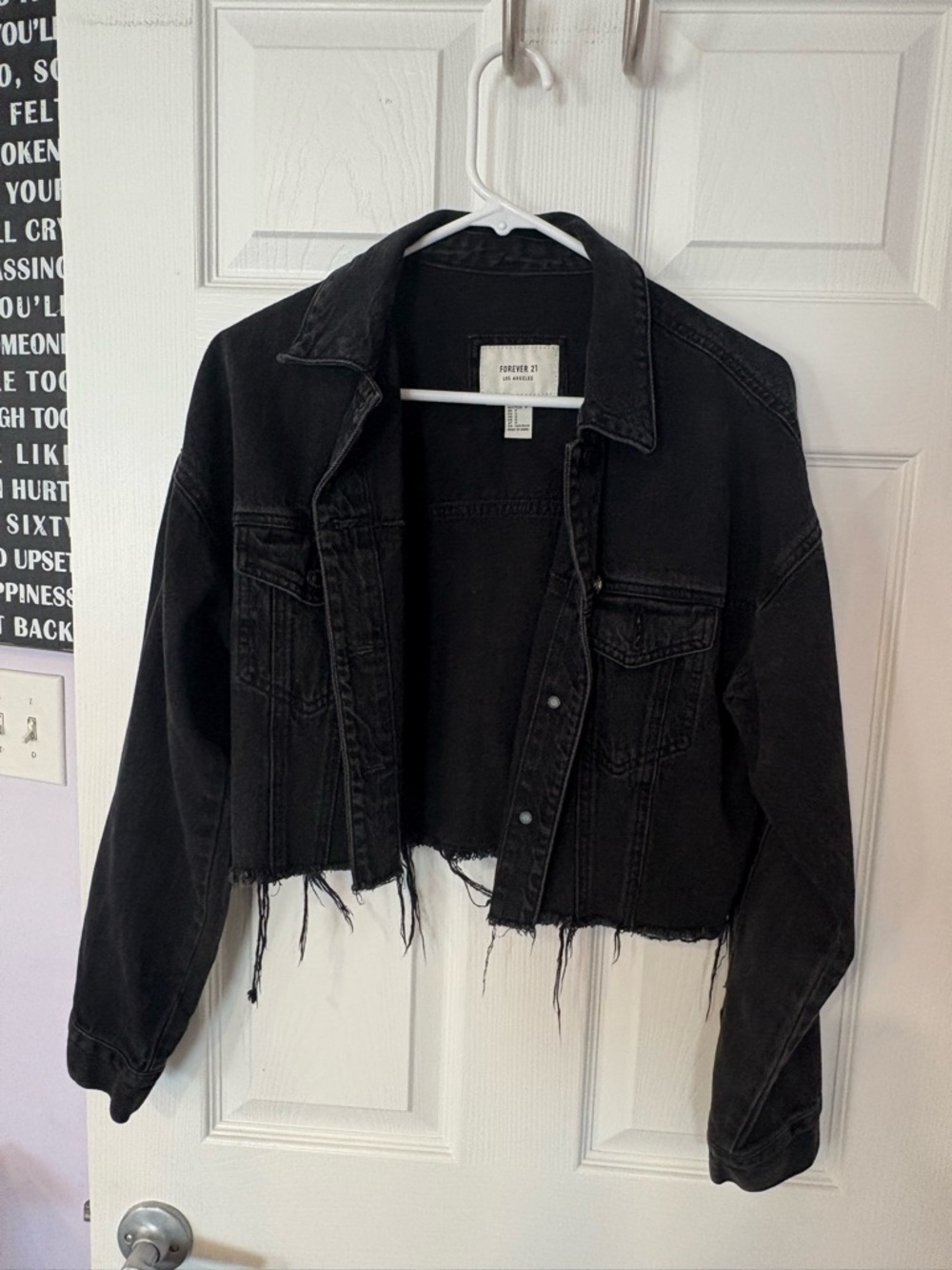 Forever 21 Black Cropped Raw-Hem Denim Jacket